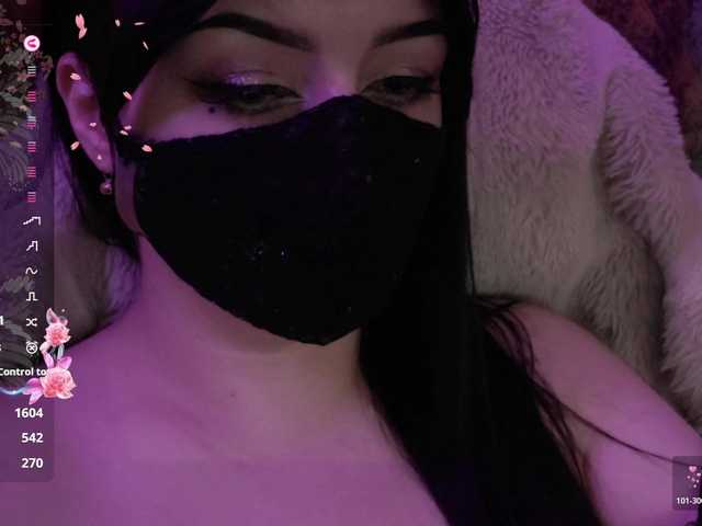 YennSI live cam on BongaCams