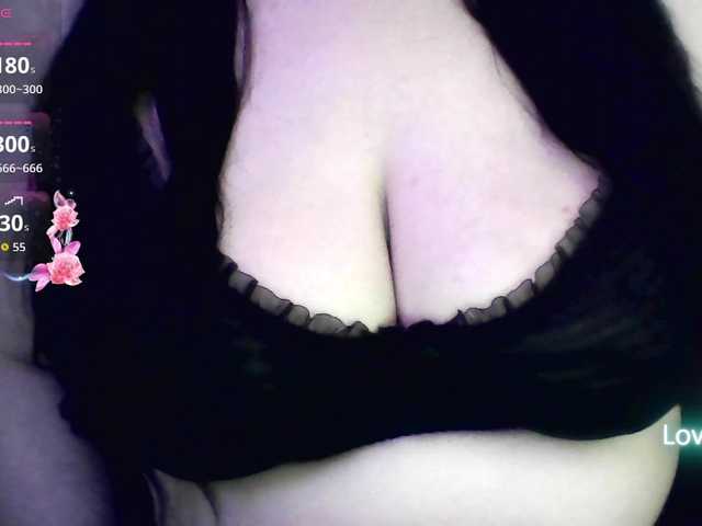 IIVII live webcam show