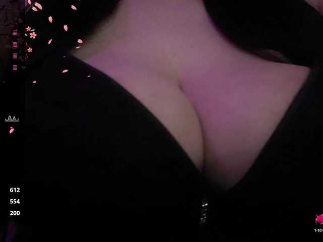 YennSI live cam on BongaCams