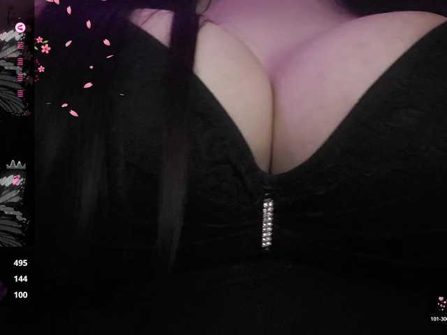 YennSI live cam on BongaCams