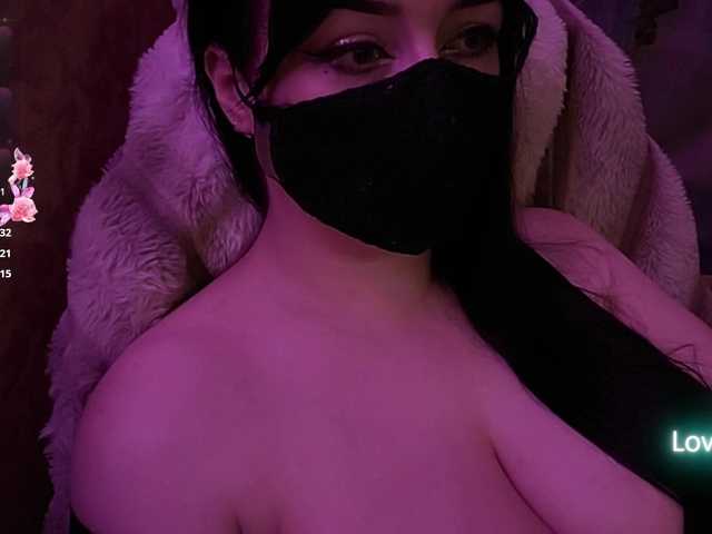YennSI live cam on BongaCams
