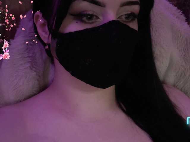 YennSI live cam on BongaCams