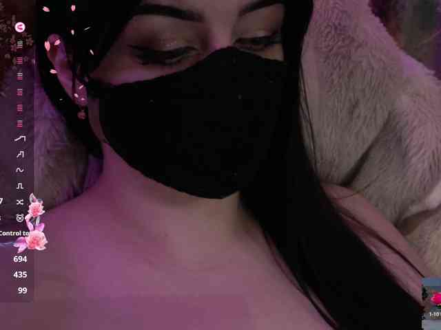 Yenneferr webcam