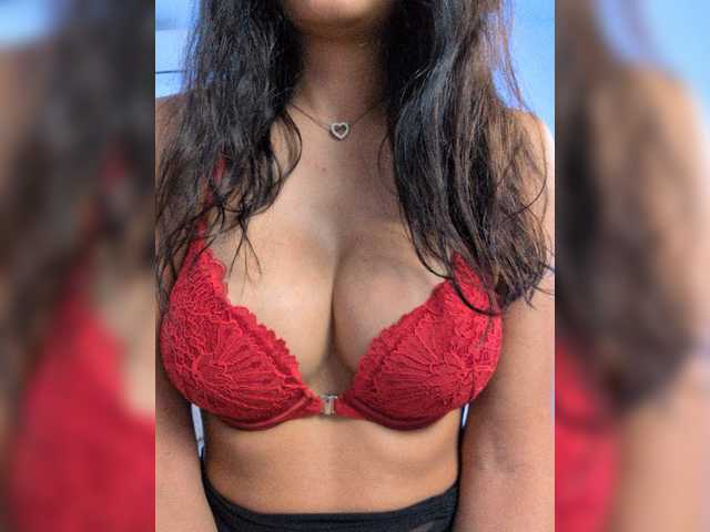 -LanaRay- live cam on BongaCams