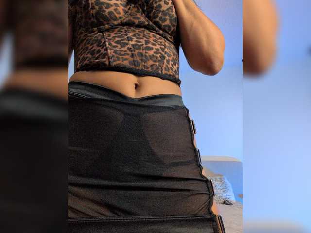 -LanaRay- live cam on BongaCams
