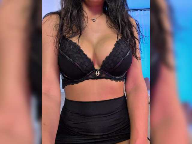 -LanaRay- live cam on BongaCams