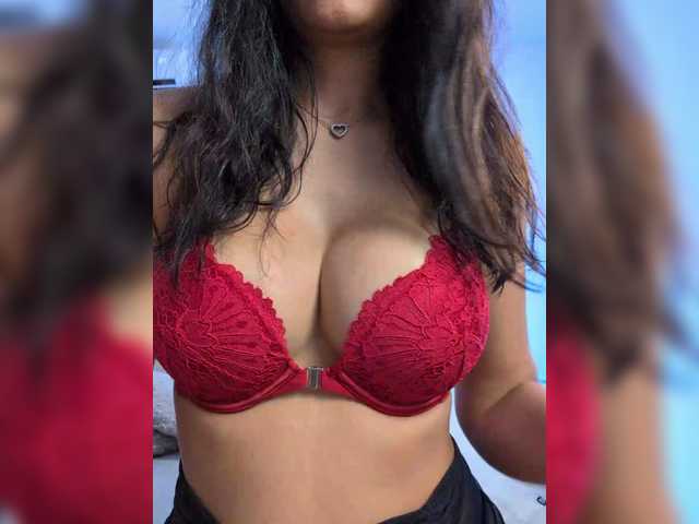 -LanaRay- live cam on BongaCams