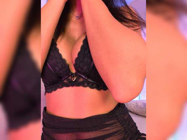 -LanaRay- live cam on BongaCams