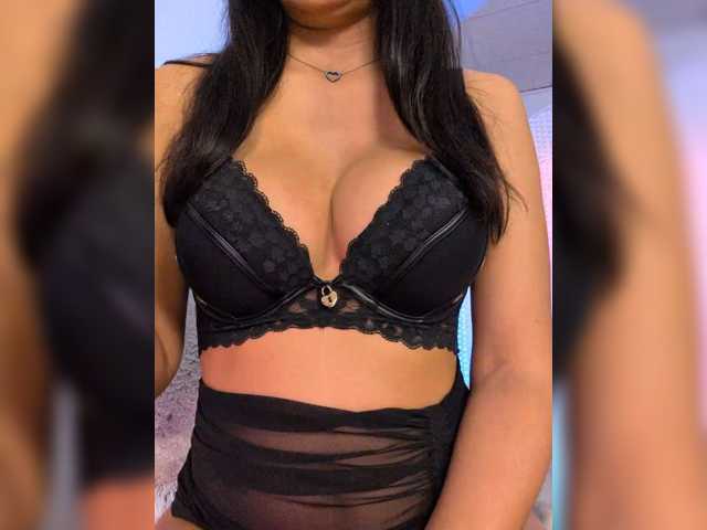 -LanaRay- live cam on BongaCams