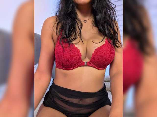 -LanaRay- live cam on BongaCams
