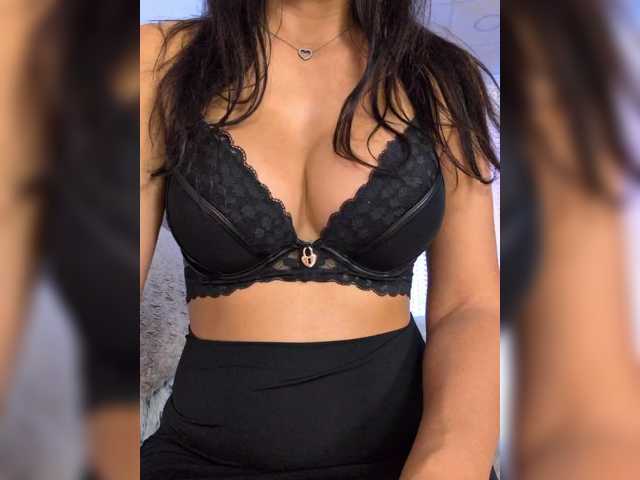 -LanaRay- live cam on BongaCams