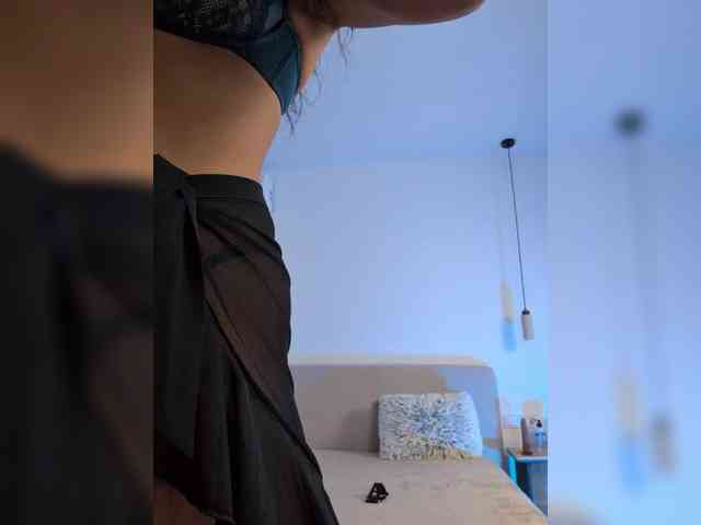 Model: -LanaRay-