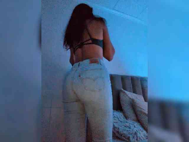 -LanaRay-