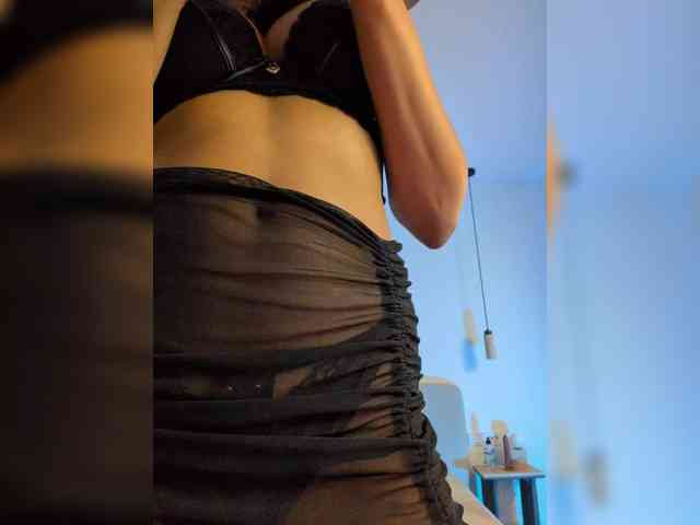 -LanaRay-