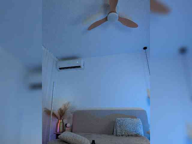 -LanaRay- webcam