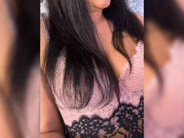 -LanaRay- Live Webcam on BongaCams