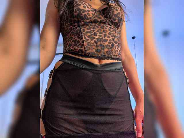 Модель: -LanaRay-