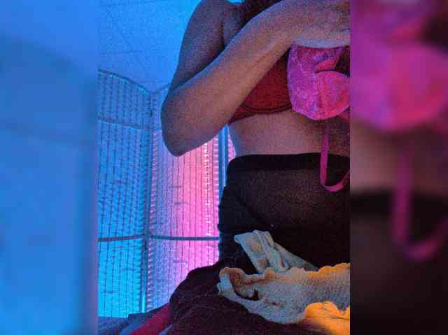 -LanaRay- webcam