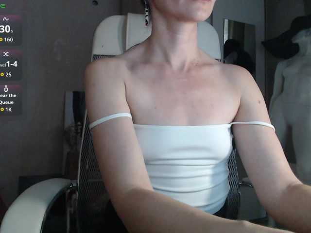 -Neva- live cam on BongaCams