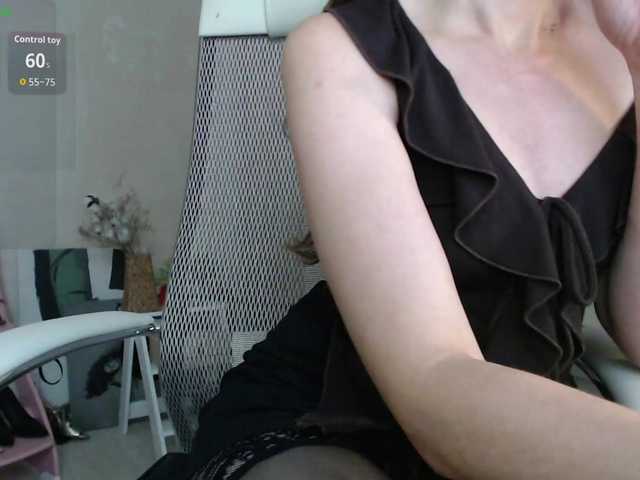 -Neva- live cam on BongaCams