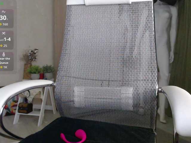 -Neva- live cam on BongaCams