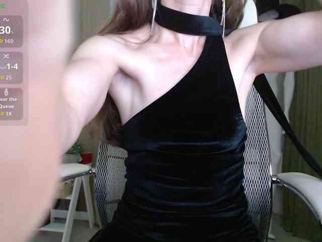 -Neva- Sex Cam Show