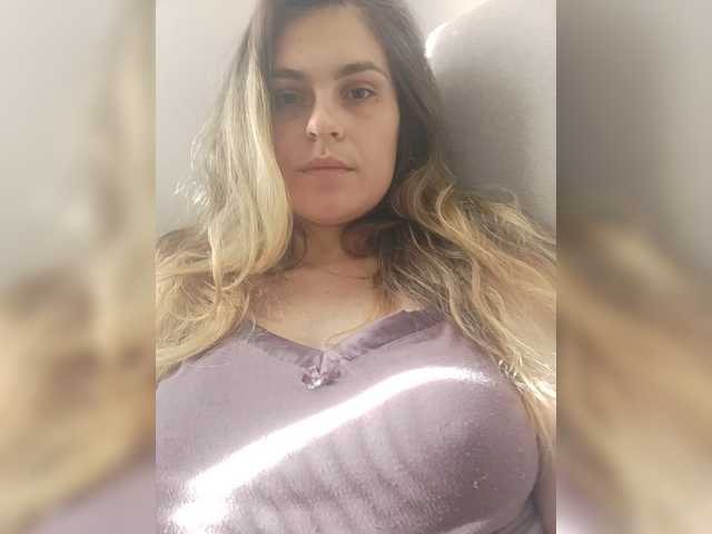 linok25a live cam on BongaCams