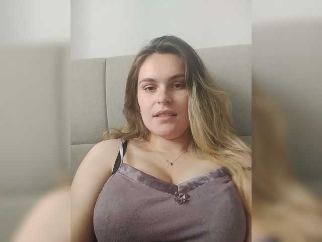 linok25a live cam on BongaCams