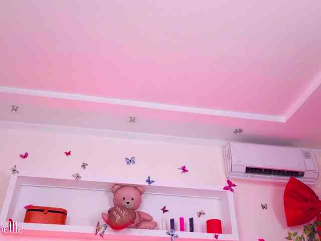 Jolly_Belle webcam