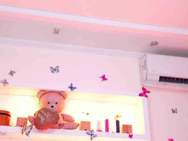 Jolly_Belle webcam