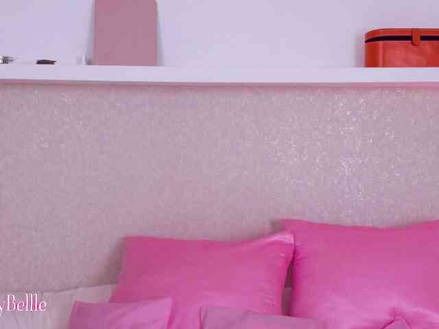 Jolly_Belle webcam