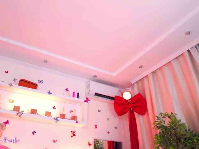 Jolly_Belle webcam