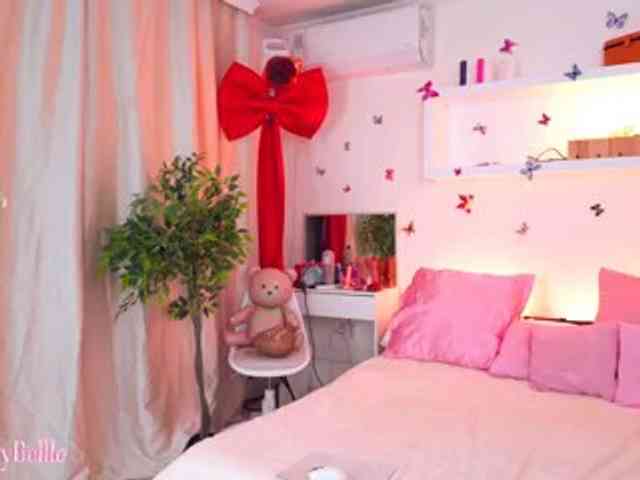 Jolly_Belle webcam