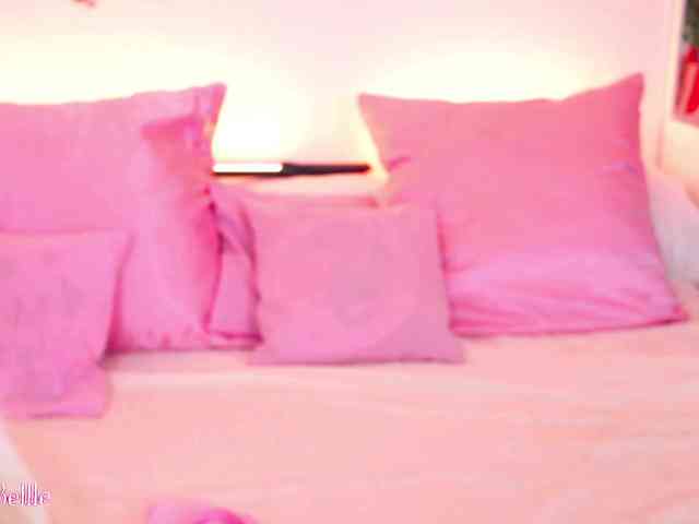 Jolly_Belle webcam