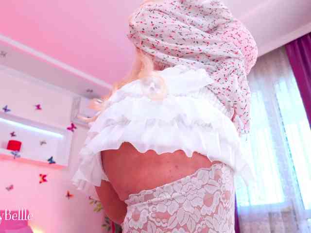 Jolly_Belle webcam