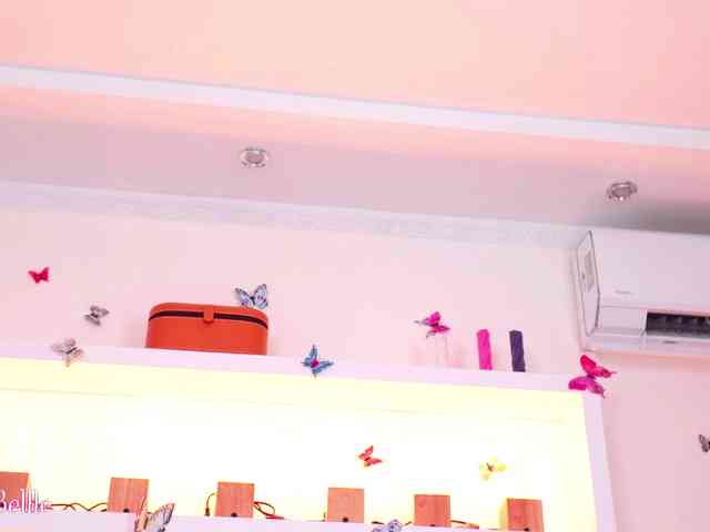Jolly_Belle webcam