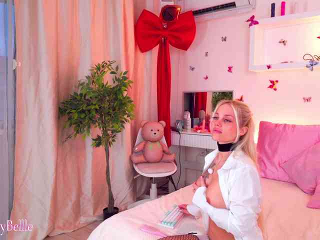 Jolly_Belle webcam