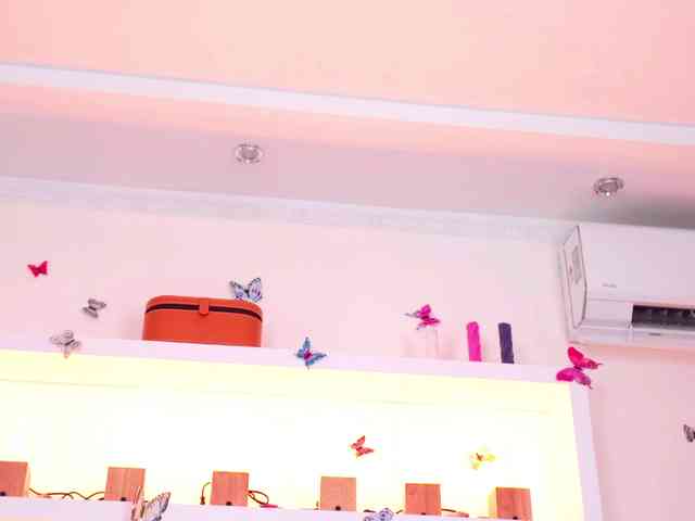 Jolly_Belle webcam
