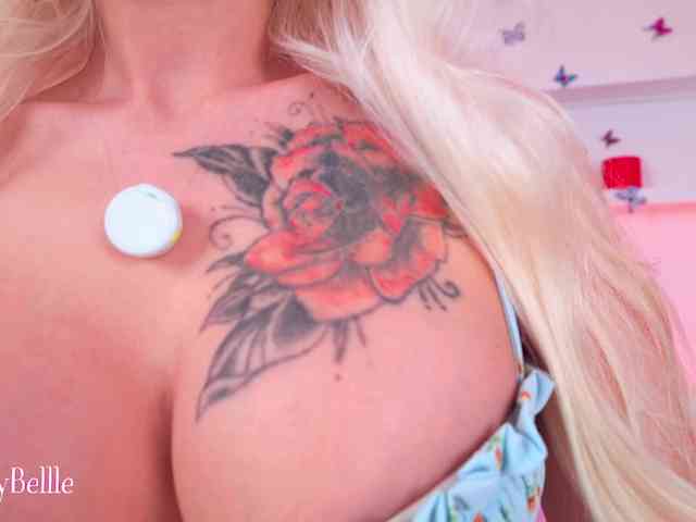 Jolly_Belle webcam