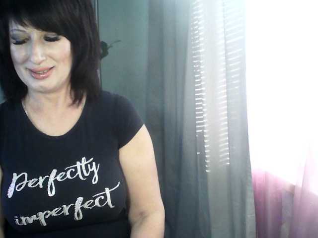 OksiMG's BongaCams show and profile