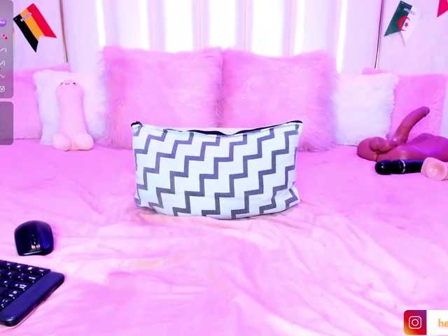 HellenParis live cam on BongaCams