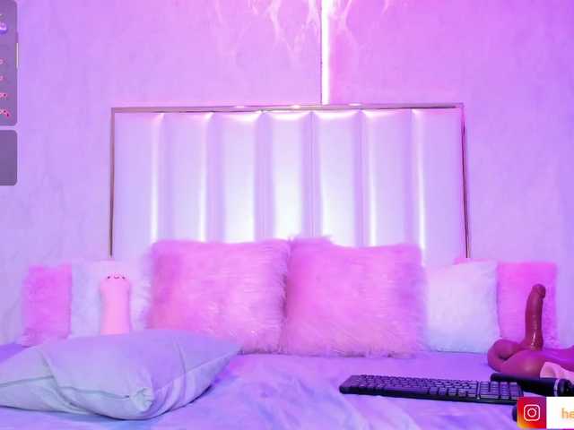 HellenParis live cam on BongaCams