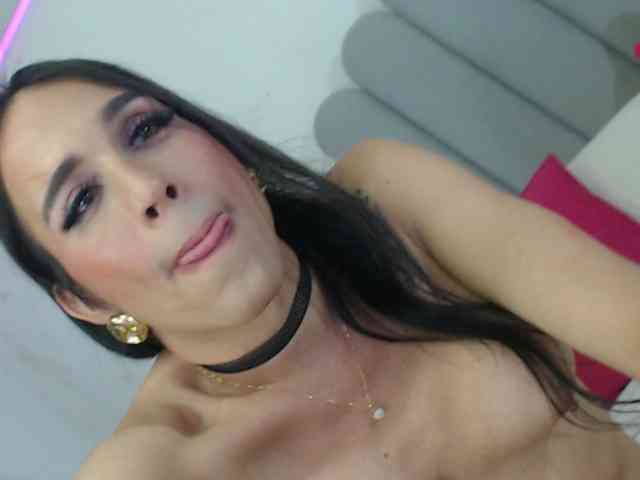 x6uldv8xdollx Live Webcam on BongaCams
