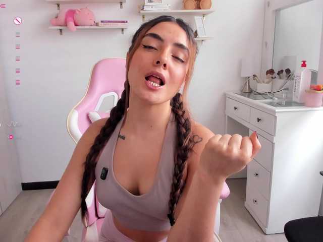 Mager-of live webcam show