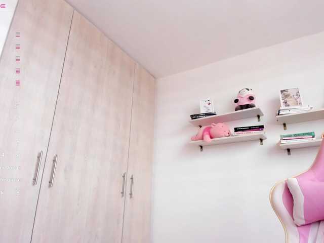 Mager-of live webcam show