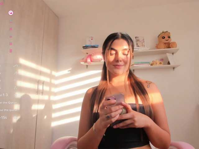 Mager-of live cam preview