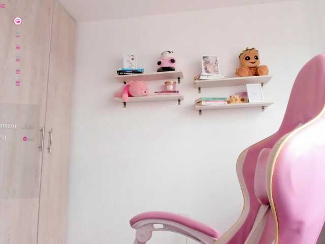Mager-of — live female cam