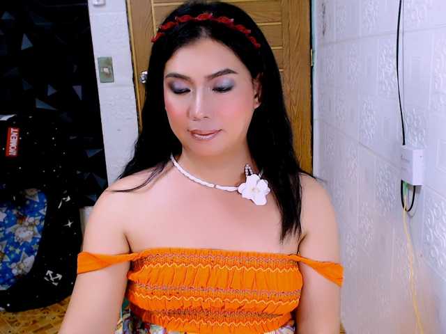 QueenAnika live webcam show