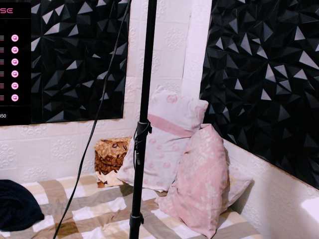 QueenAnika — live trans cam