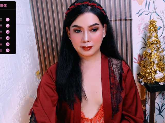 QueenAnika — live trans cam